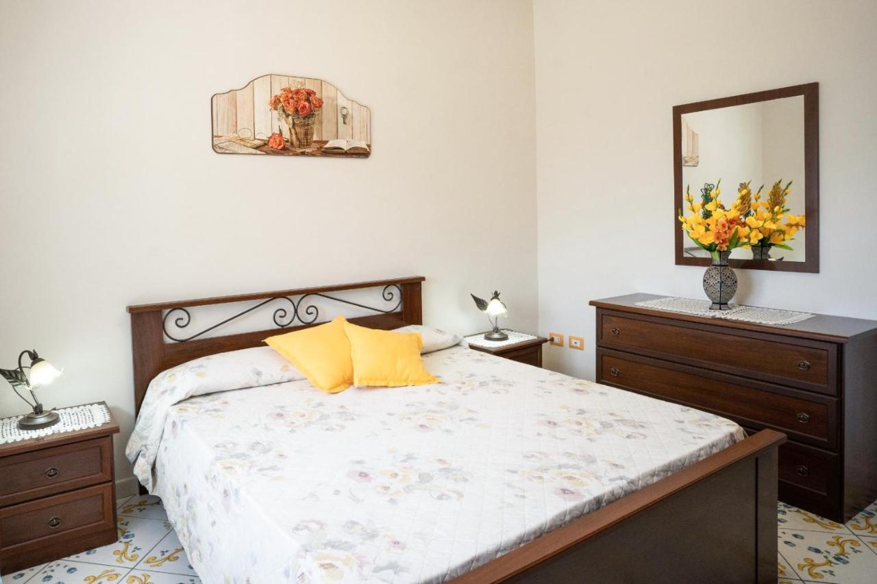 Casa Vacanza La Gardenia Tramonti Luaran gambar
